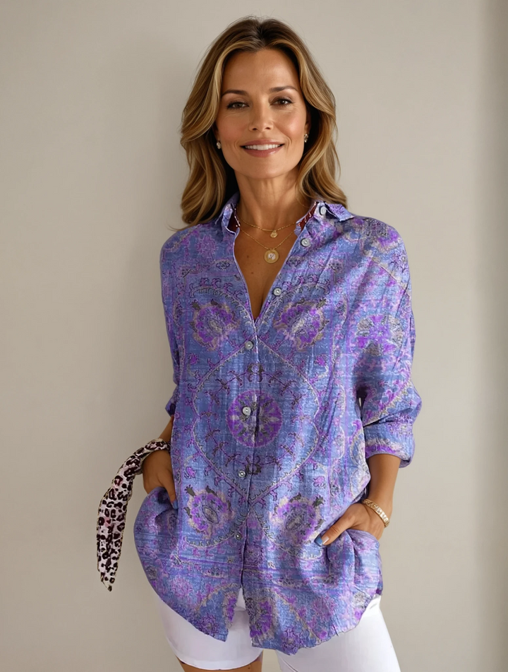 Vivienne - Casual Blouse with Retro Print