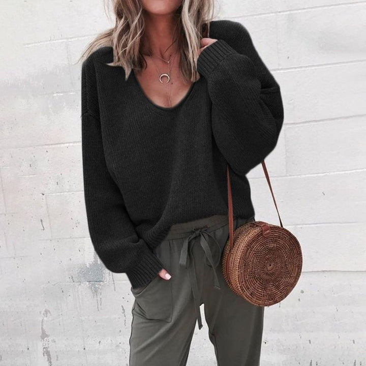 Blythe - Relaxed V-Neck Sweater Oversized Fit